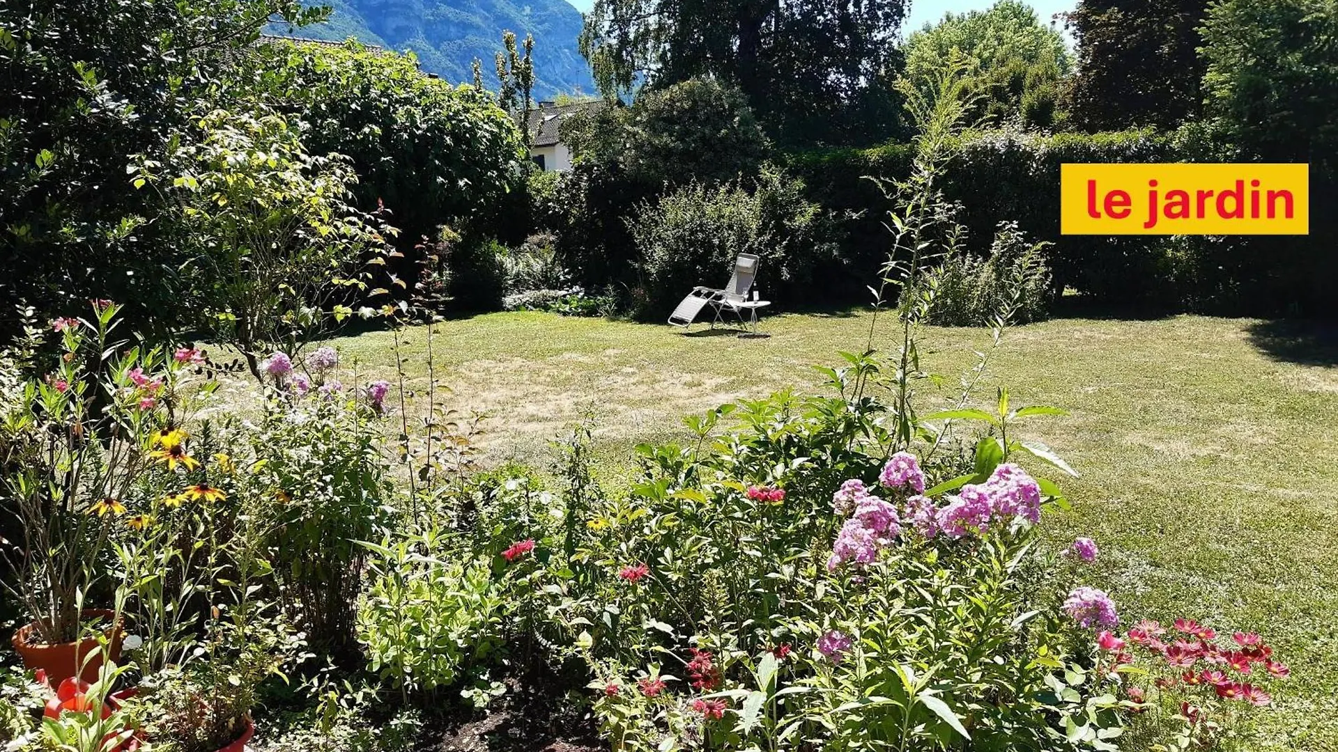 Alloggio in famiglia Appartamento Rest In A Garden Ginevra