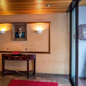 4* Отель Churchill